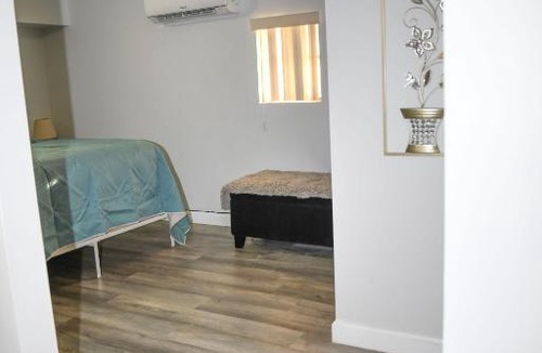 Disston Heights Apartment | Adorable guest house 10mins to beach and downtown