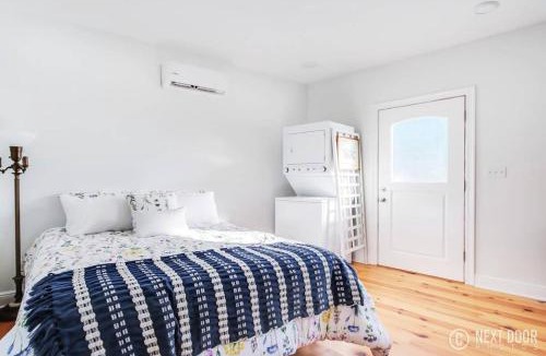 Treme House | Adorable Treme Nook- Renovated Private Apartment