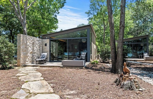 Malakoff Cottage | Adults-Only Lake Peninsula Cottage w/Pool, Pickleball & Sunset Views