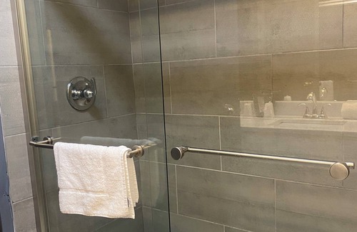 Pines Village Hotel | Affordable Double Room Stay