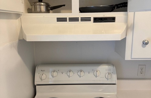 Gulf Breeze House | Affordable Townhome in Gulf Breeze Florida is ready for guest.