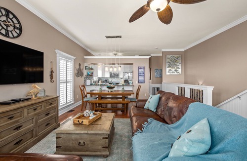 Summer Breeze House | Algun Dia - Spring/Summer DEALS are LIVE NOW! 4 nt MIN!