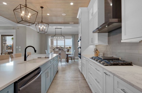 Fort Walton Beach - Destin House | All The Views, W/Private Pool & FREE 6 Seater Golf Cart.