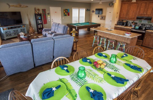 Crawfordville House | "Already Gone" in Shell Point . Boat Dock, Elevator, Pool Table, Pool