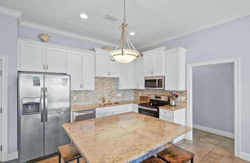 Villa Primera House | Amazing Gulf View Home! Walking distance to shops/dining