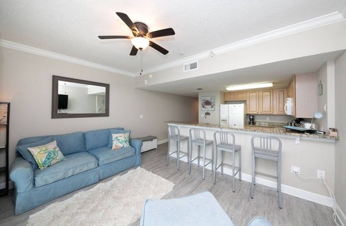 Ono Island Condo | Amazing Views from this waterfront condo.