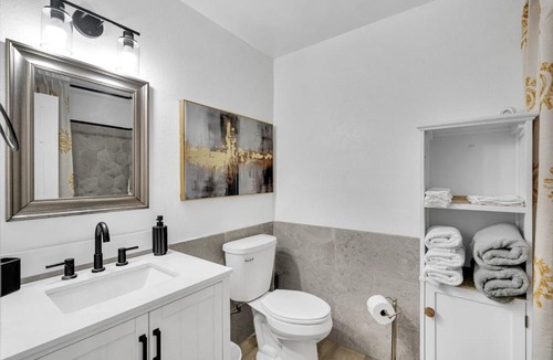 Metairie Apartment | Ambiance of New Orleans