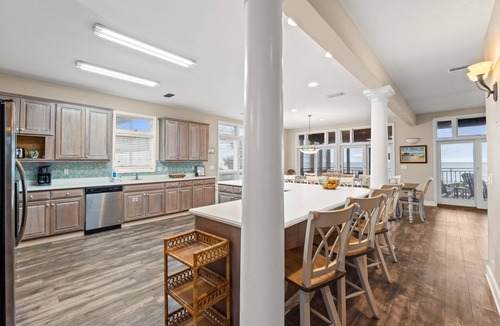 Plantation House | Amelia - Gulf front, St. George Island, FL