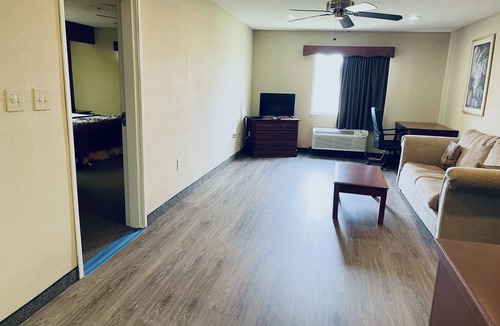 Flowood Hotel | America's Best Inn and Suites Flowood