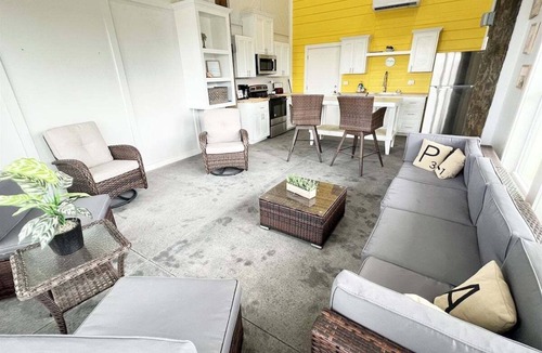 Grand Isle House | Anglers and Antlers - Beachfront - Island Realty