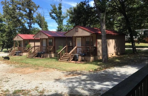 Mead Hotel | Anglers Hideaway Cabins