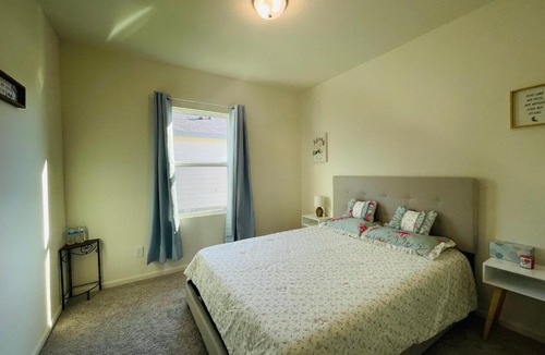 Katy Villa | Annie's world