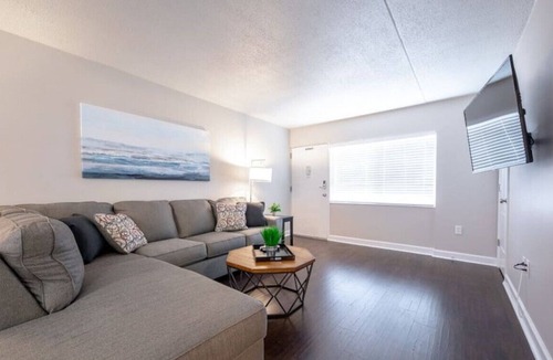 Beach Park Apartment | Apt 106 Westshore South Tampa Apt