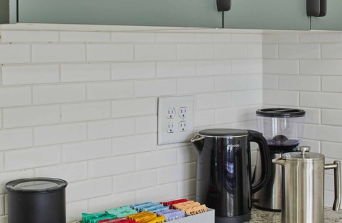 Five Points South Apartment | Apt2@Charles - AMAZING Outdoors, Dog-Friendly