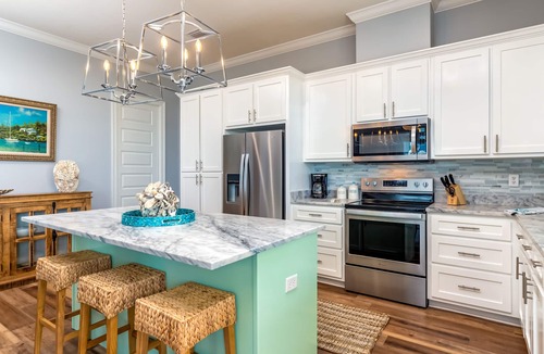 Dauphin Island House | Aqua Pearl | July 25th. reduced rate, reduced night minimum. Pool