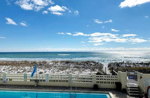Fort Walton Beach Apartment | Aqua Villa Condo 204 Beachfront