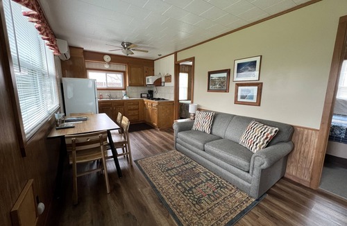Arcadia Cottage | Arcadia Two Bedroom Family Cottage