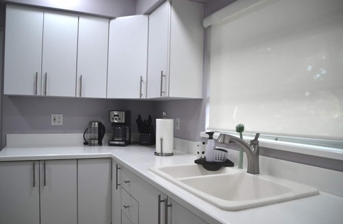 Arlington Park House | Arlington Park Area! 3BR/2BA Sarasota Home – Heated Large Pool
