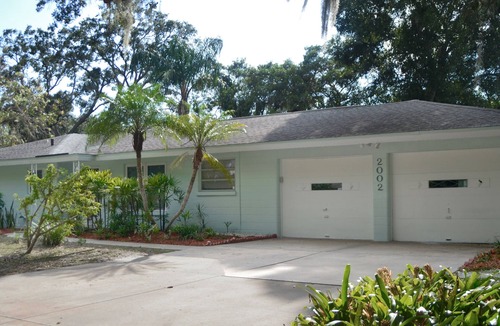 Arlington Park House | Arlington Park Area! 3BR/2BA Sarasota Home – Heated Large Pool