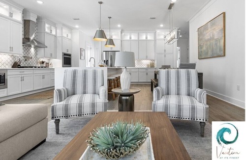 Gulfview Heights House | Ash in the Sand - Private Pool/Golf Cart/6 Bikes/Game Room