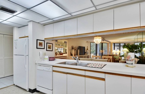 Key West House | Atlantic Paradise by AvantStay | Great Location w/& Shared Pool and hot tub!