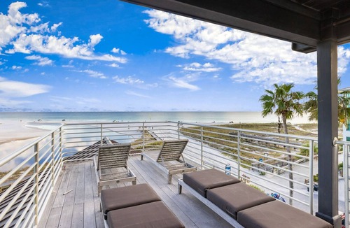 Grayton Beach House | Atypical – Gulf Front – Summer 20% Off