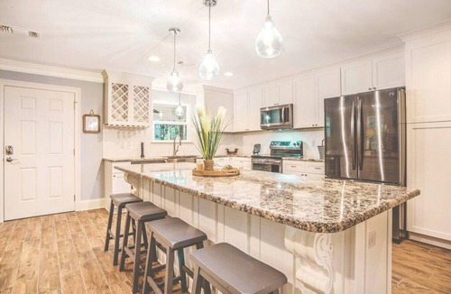 Ocean Springs Cottage | Aunt Sandy's Place- Peaceful, Tranquil, Relaxing