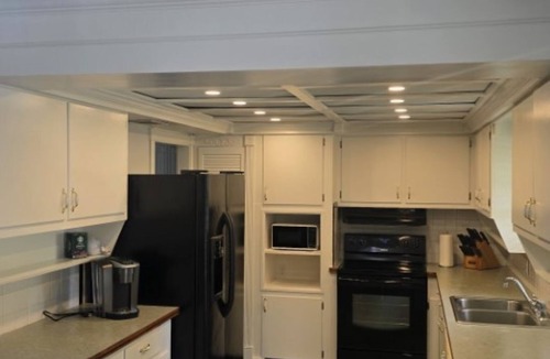 Long Beach House | Azalea Beach Retreat- Your Coastal home away from home. Beach is within blocks!