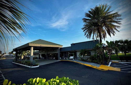 Whitfield Apartment | Azure Residence at Sarasota Cay Club