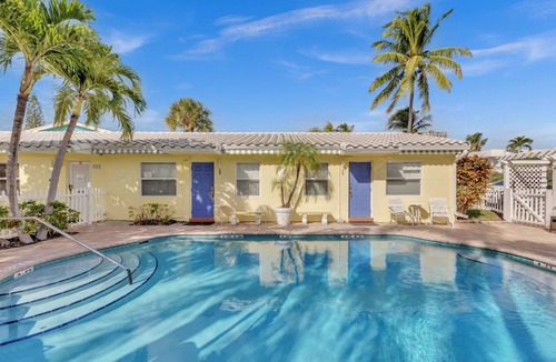 Pompano Beach Apartment | Bahama Beach Club Pompano