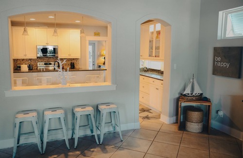 Village of Sugar Beach House | Bahama Breeze- Private Pool- 4 Bikes- Steps to Beach!