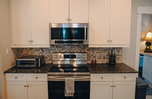 Village of Sugar Beach House | Bahama Breeze- Private Pool- 4 Bikes- Steps to Beach!