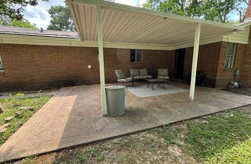 Winterville House | Baker House Southern Comfort & Wide-Open Space