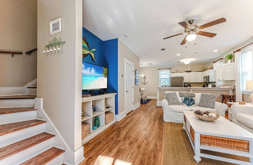 Port St. Joe Cottage | Barefoot Getaway is your perfect poolside paradise!n