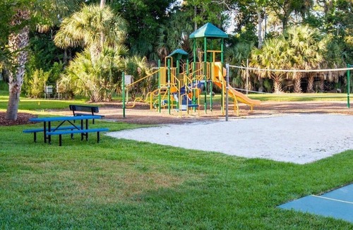 Kissimmee Condo | Barefoot Suites by Ascend Collection 1BR Suite, SATURDAY Check-In