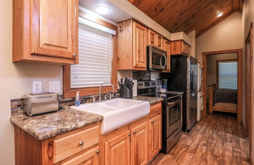 Gilmer Cabin | Barnwell Mountain Cabins #1: Cabin/tiny home w/loft in Gilmer across from BMRA