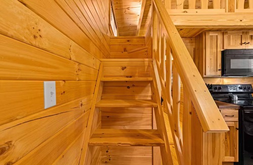Gilmer Cabin | Barnwell Mountain Cabins #62