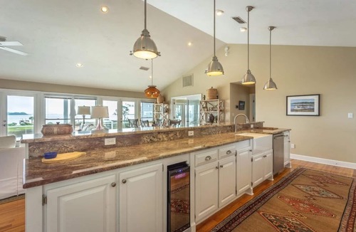Panacea House | Bay Breeze - Waterfront with Boat Dock, Helipad!