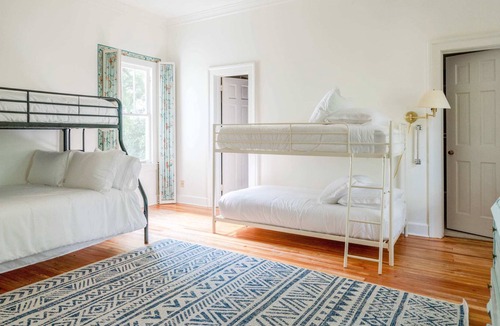 Point Clear House | Bay House Scenic Retreat