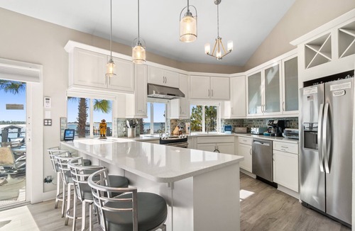 Mary Esther House | Bayfront Home , Pet-Friendly, Boat Access, Gorgeous Views & Relaxation! - Pirate's Cove