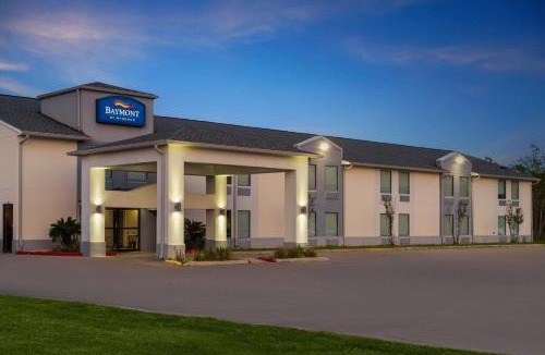 Iowa Hotel | Baymont by Wyndham Iowa Lake Charles