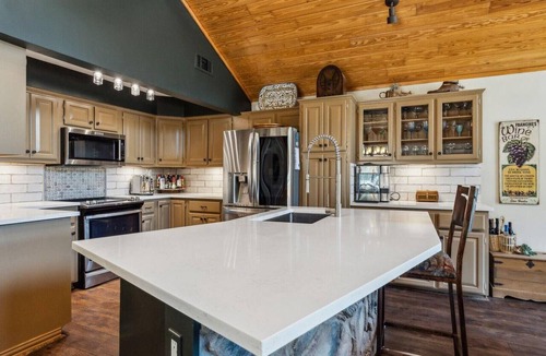 Star Harbor House | Bayside on Cedar Creek (Star Harbor). Sleeps 14, Pool