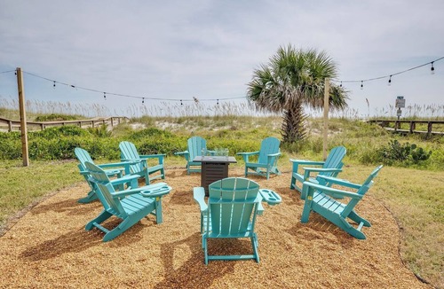 Jacksonville Beach House | Be a Nomad | Stunning Oceanfront 7-bedroom Home