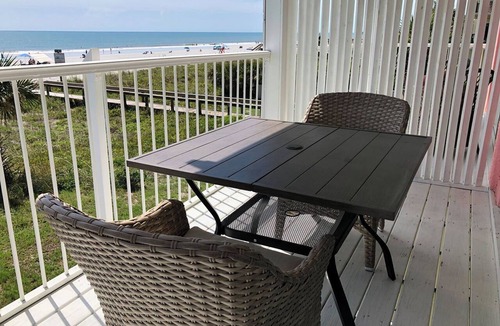 Jacksonville Beach House | Be a Nomad | Stunning Oceanfront 7-bedroom Home