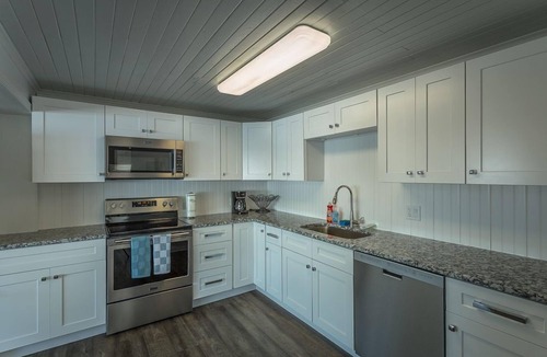 Carrabelle House | Beach Barrack 4BR/2BA