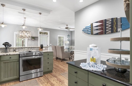 Seacrest House | Beach Chairs, Bikes & Across From Beach! ~ Seas The Day in Magnolia Cottages on