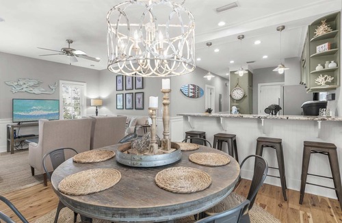Seacrest House | Beach Chairs, Bikes & Across From Beach! ~ Seas The Day in Magnolia Cottages on