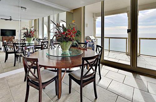 Pensacola Beach Apartment | Beach Club #1605C