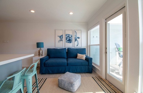 Galveston Condo | Beach Condo Freshly Renovated- Gorgeous views- cross the dune to beach (2307)