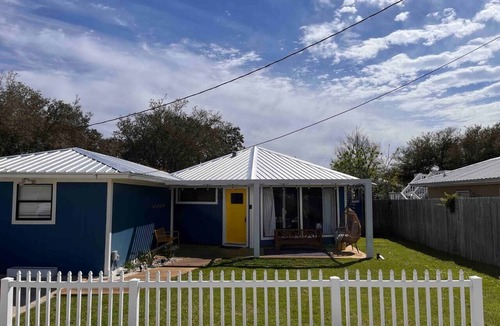 Fort Bay Cottage | Beach cottage w/private pool & hot tub